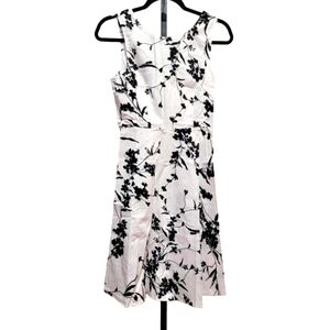 i2Crazy White Black Floral Belted Midi Dress Women's Size Small